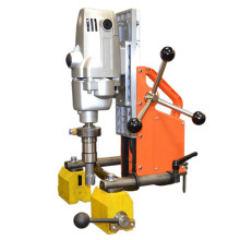 Магнитный сверлильный станок MBA-42 (на пост. магнитах) Магнитный сверлильный станок MBA-42 (на пост. магнитах)