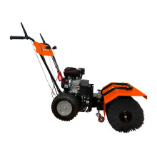 Бензиновая самоходная подметальная машина YARD FOX 800SL