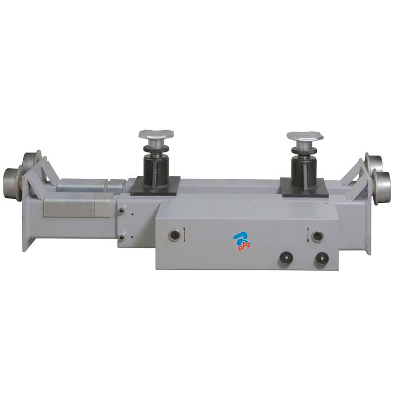 Домкрат канавный пневмо-гидравлический KP118P (13,5 т)