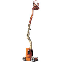 Подъемник электрический самоходный JLG E300 AJ