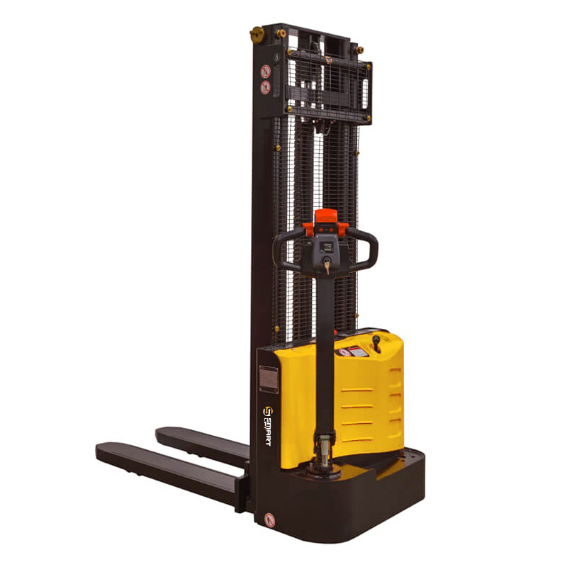 Самоходный электрический штабелер SMARTLIFT EST122 1200 кг; 2,5 м; 24В / 85Ач