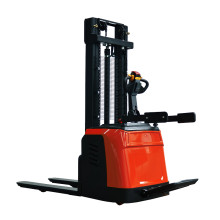 Штабелер самоходный с платформой оператора Shtapler QDR 1630 (L150)