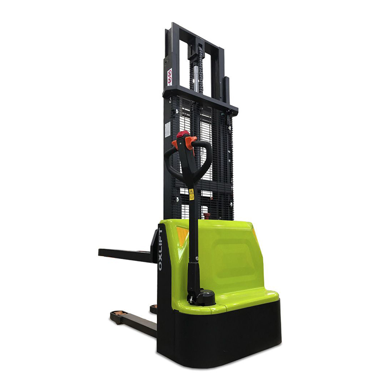 Самоходный штабелер OXLIFT AX 1526LC Li-Ion (1500 кг, 2,6 м)