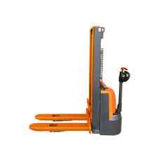 Штабелер самоходный GROST Helper 12/30