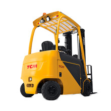 Электрический вилочный погрузчик TCM FB20-E2L