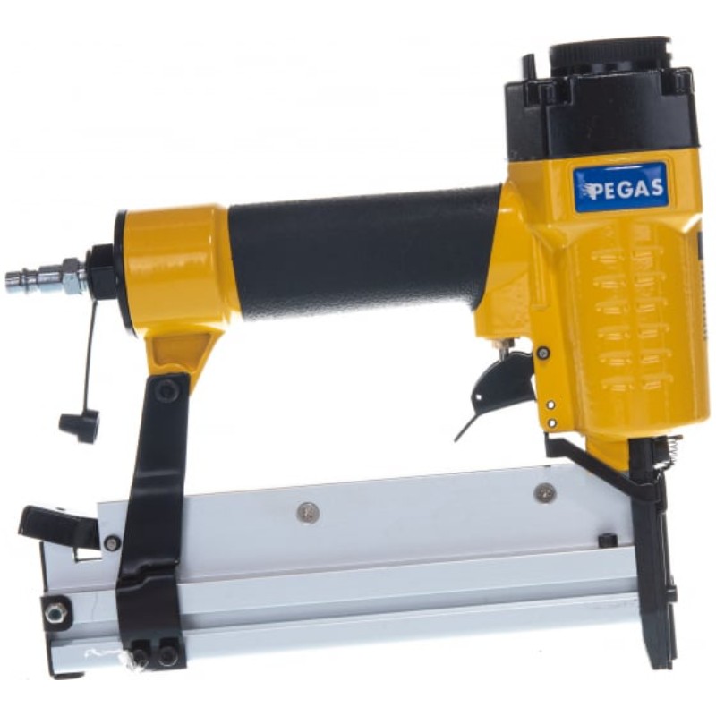Универсальный гвоздескобозабивной пистолет Pegas SF5040